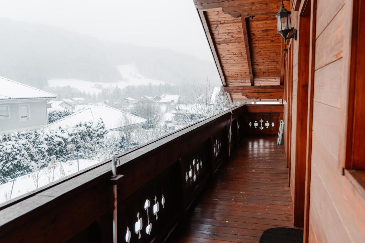 Annis Ausblick - Deine Unterkunft Im Salzkammergut Apartment Бад Гойзерн Екстериор снимка