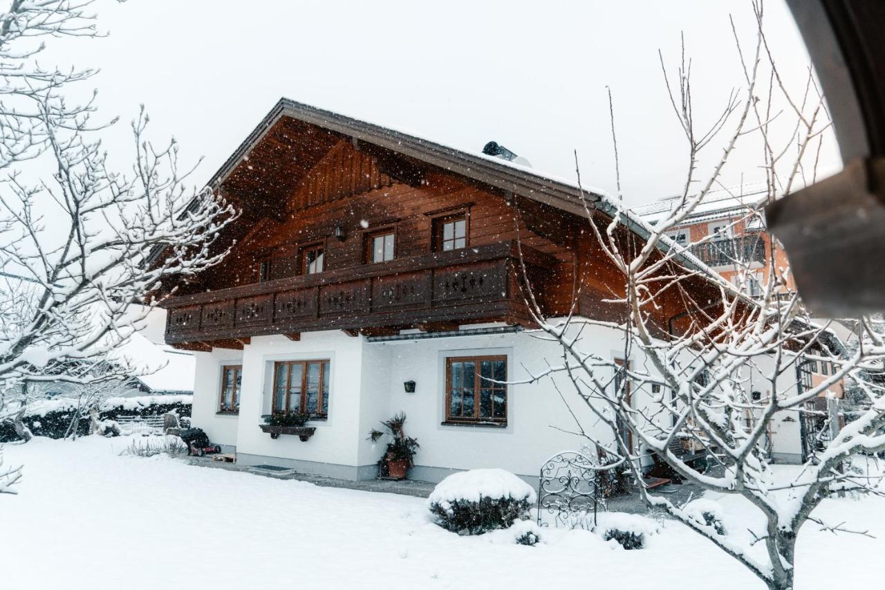 Annis Ausblick - Deine Unterkunft Im Salzkammergut Apartment Бад Гойзерн Екстериор снимка